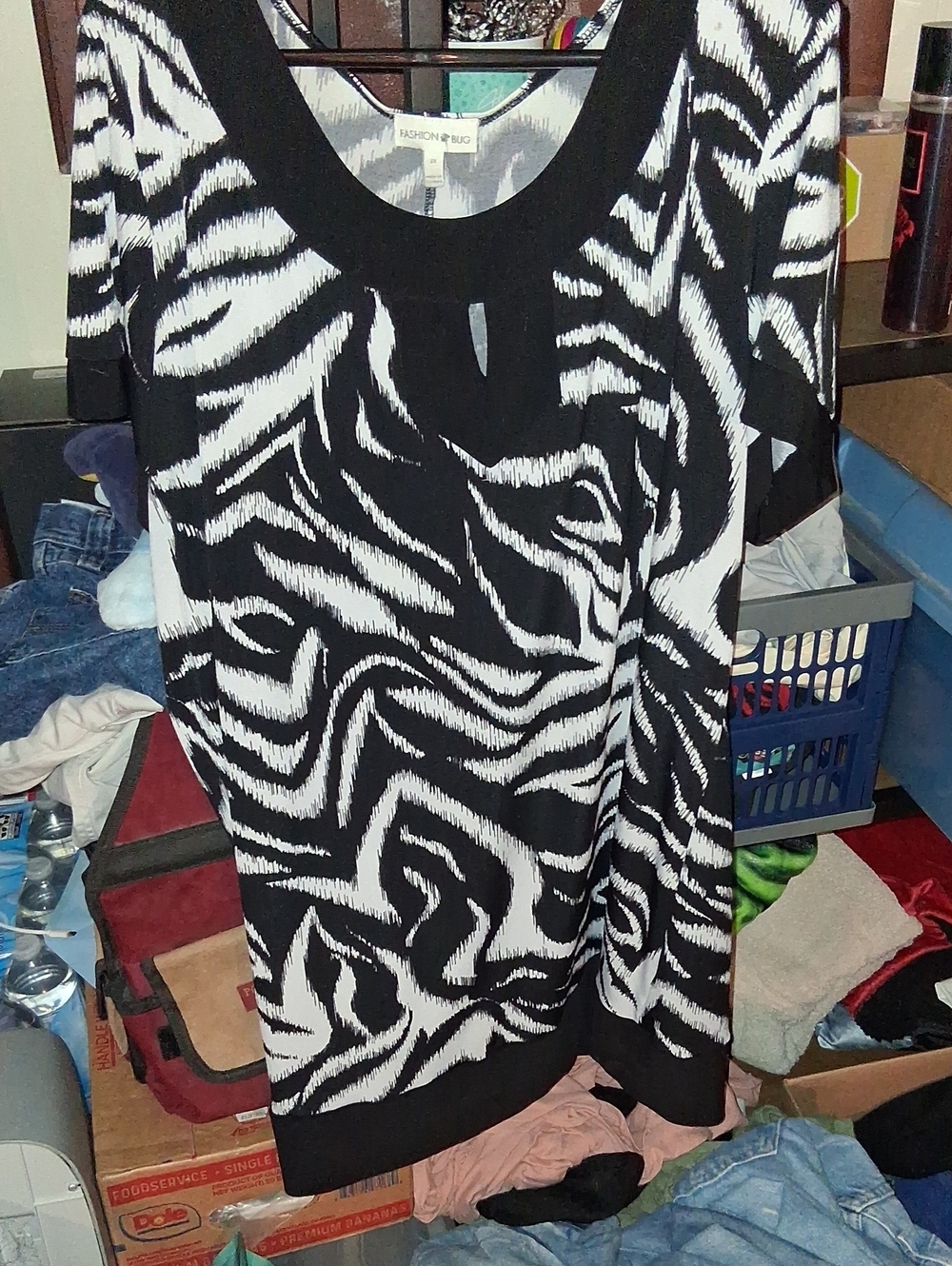 Fashion Bug Black and White Zebra-Print Scoop Neck Tunic